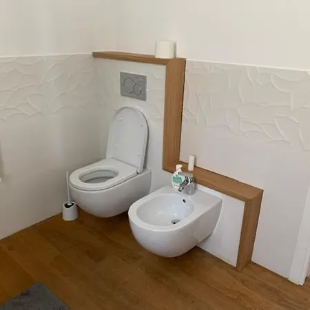 Le Stanze Del Brigante לינה וארוחת בוקר 3*